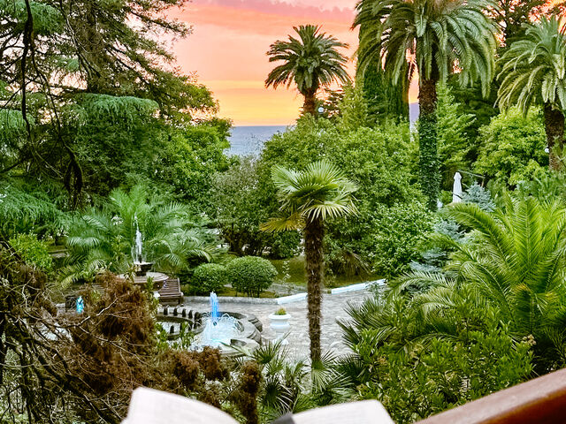 Территория — отель Amra Park-Hotel & Spa в Абхазии, фото 96