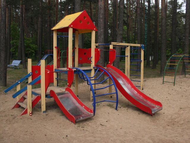Детская площадка — отдых с детьми в санатории Пралеска в Белоруссии
