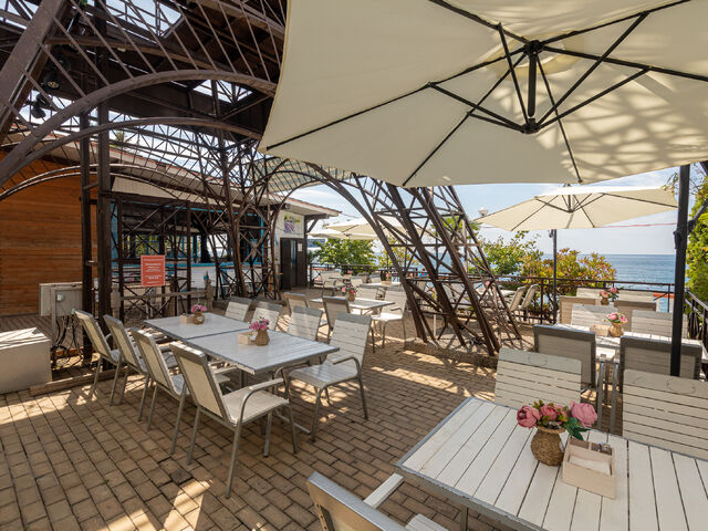 Французское кафе — Абхазия, отель Alex Resort & Spa