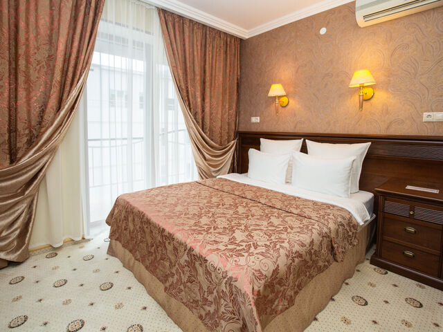 Делюкс 2-местный 2-комнатный (Повышенной комфортности) — номер в отеле Alex Resort & Spa в Абхазии