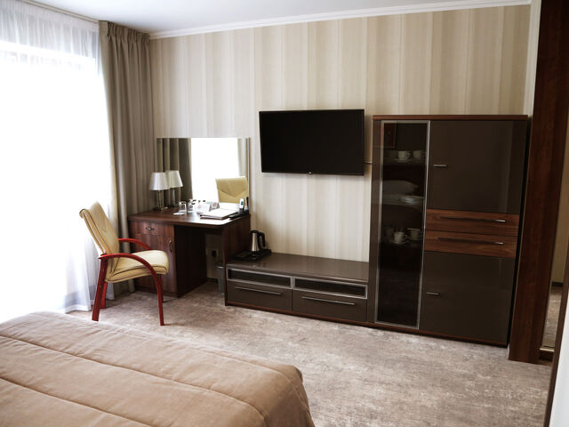 Стандартный 1-местный 2-комнатный (корпус № 4 Family room) — номер в санатории Радон в Белоруссии