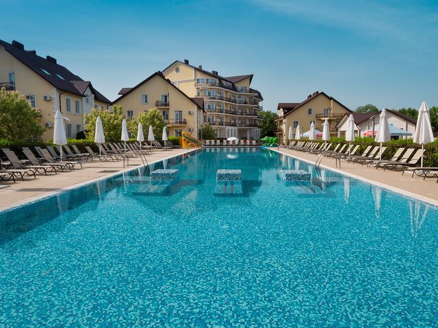 Бассейн — отель Alean Family Hotel Usadba, Анапа