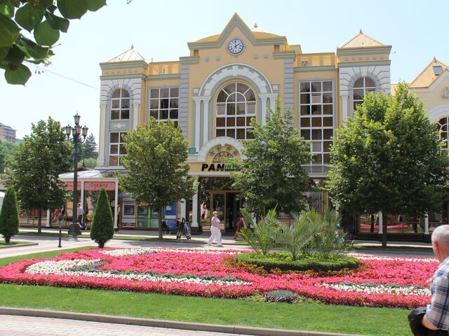Отель PANinter Hotel & Mineral Spa, Кисловодск