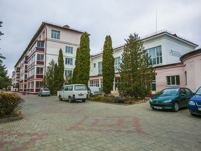 Нарочанский берег, Санаторий
