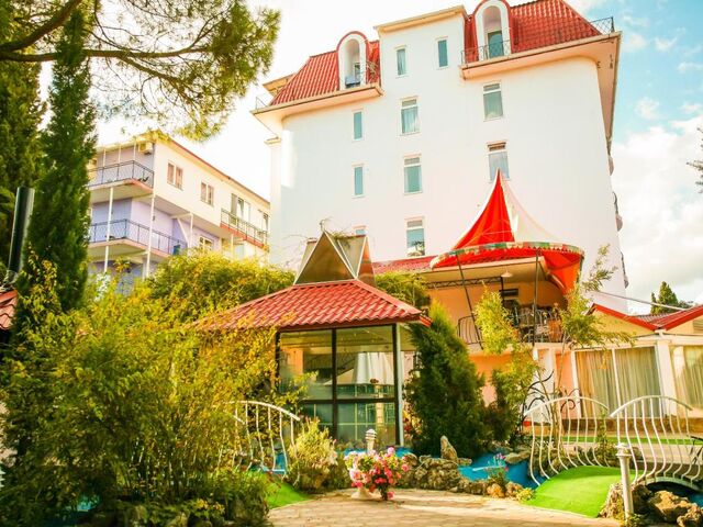 Пансионат Крымские Зори, Алушта