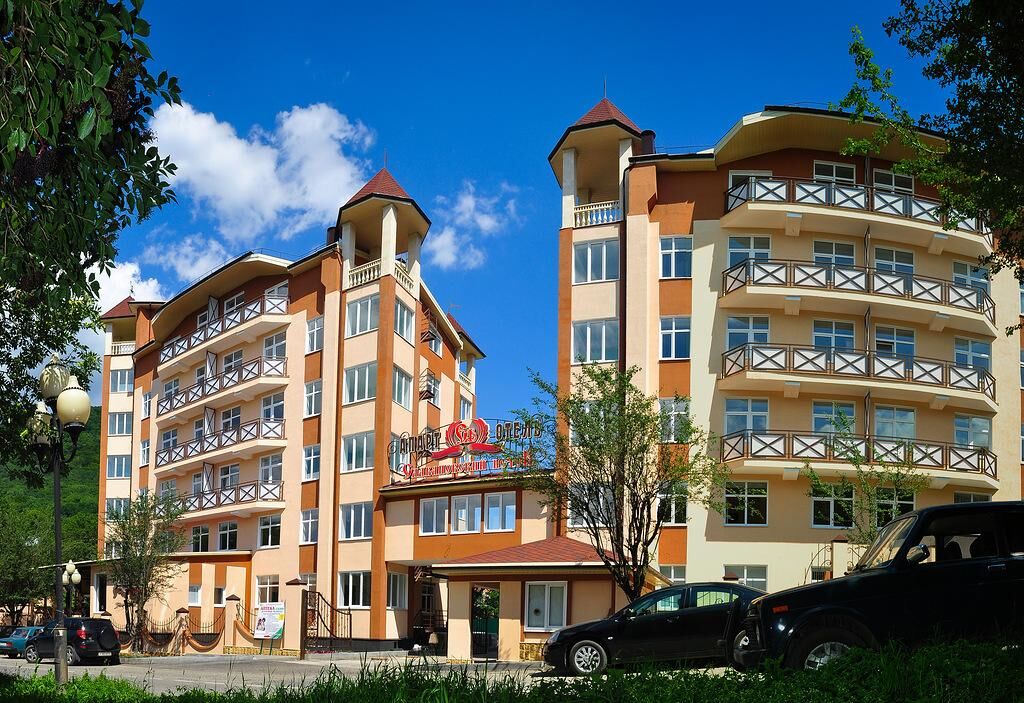 Санаторий Славяновский исток 4* в Железноводске