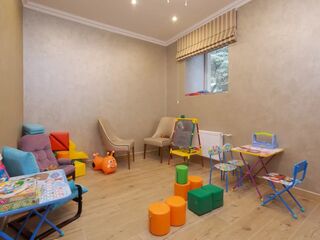 Детская комната и площадка — отдых с детьми в отеле Amra Park-Hotel & Spa, Абхазия