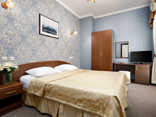 Люкс 2-местный 2-комнатный (Престиж) — номер в отеле PANinter Hotel & Mineral Spa в Кисловодске