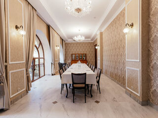 Переговорная БЕНУАР — конференц-зал в отеле Amra Park-Hotel & Spa, Абхазия