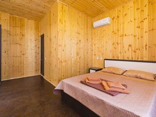 Стандартный 2-местный — номер в отеле Элион, Абхазия