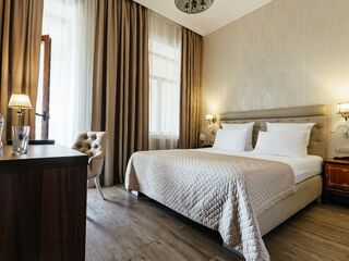 Номер «Сюит с балконом вид на море корпус 1» — отель Amra Park-Hotel & Spa, Абхазия