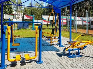 Уличные тренажёры — досуг в санатории Лепельский военный в Белоруссии