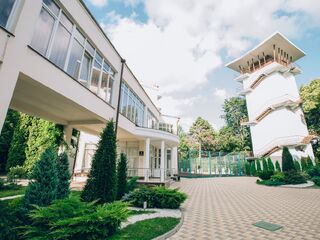 Территория — санаторий Центросоюз Кисловодск
