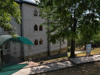 Территория — Галерея Палас, санаторий в Пятигорске